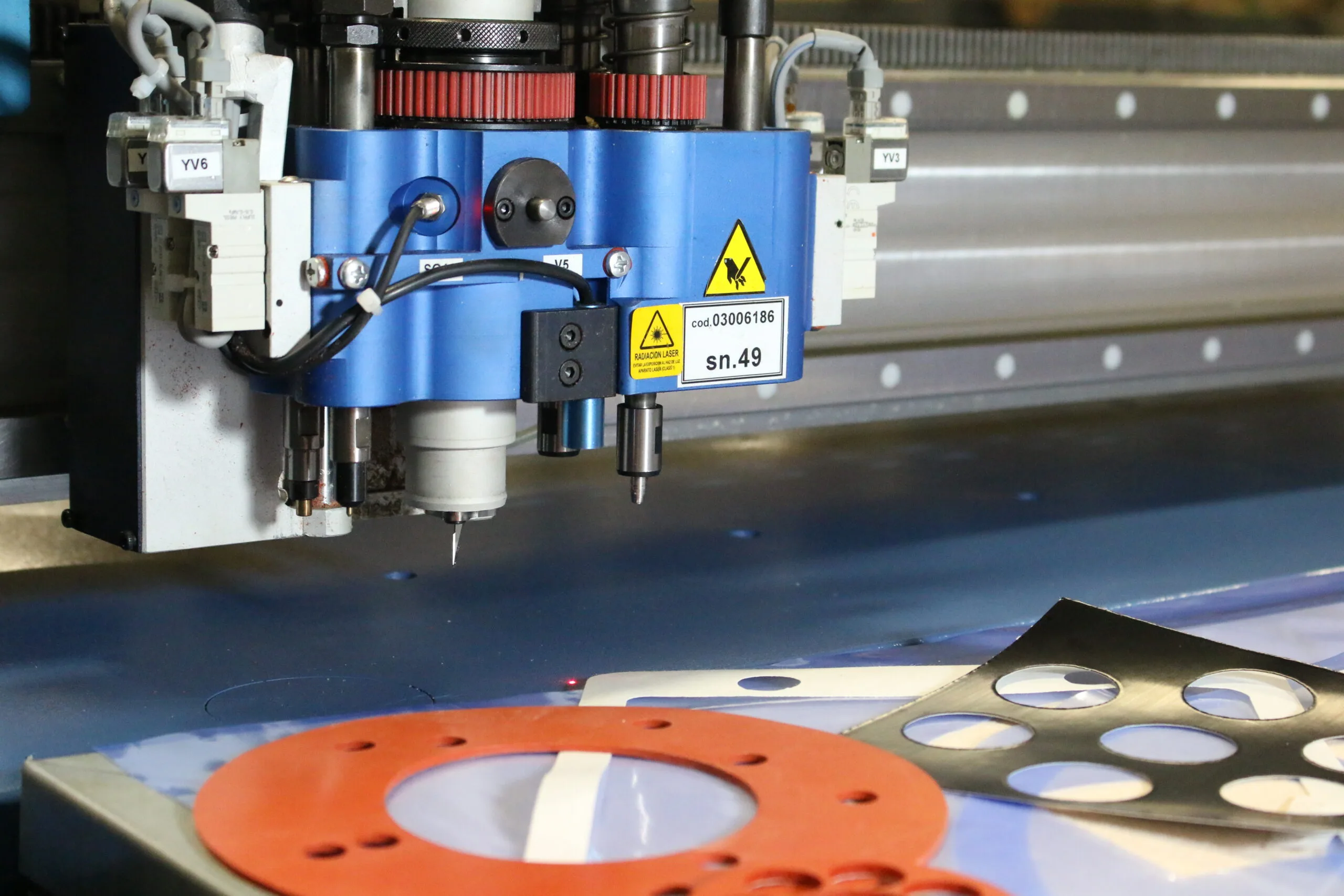 Dieless Digital Knife Cutting Dieless Digital Knife Cutting